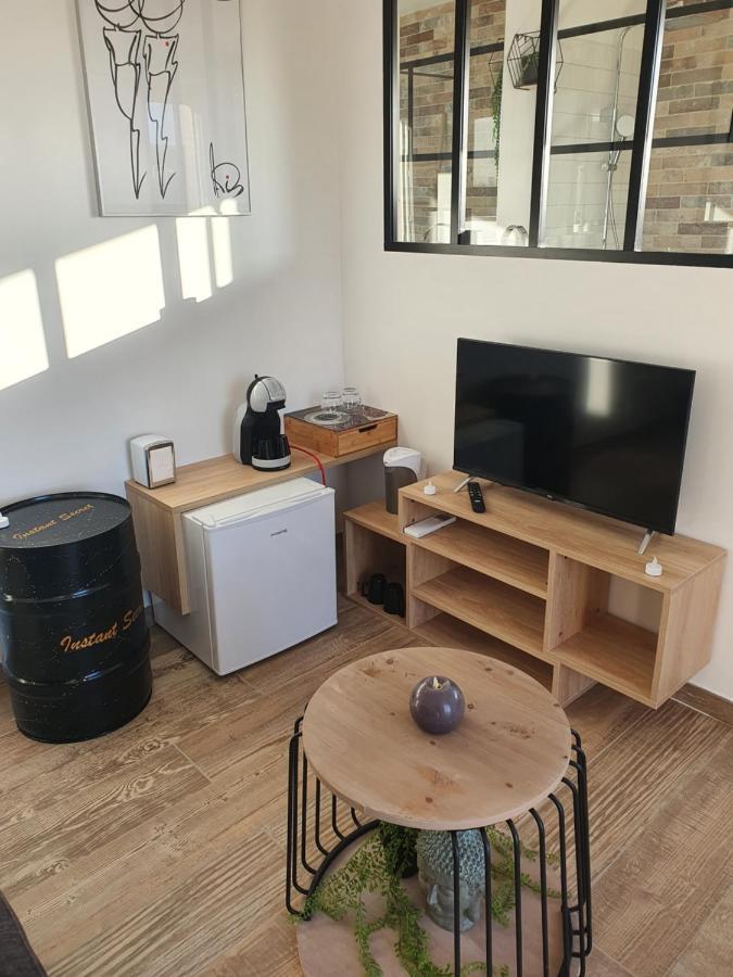 Instant Secret Bed & Breakfast Pourrieres ภายนอก รูปภาพ